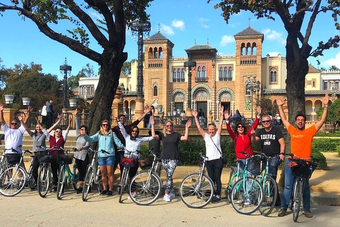 12 o'Clock - Bike & Tapas Tour Seville - From the Cathedral to Santa Cruz