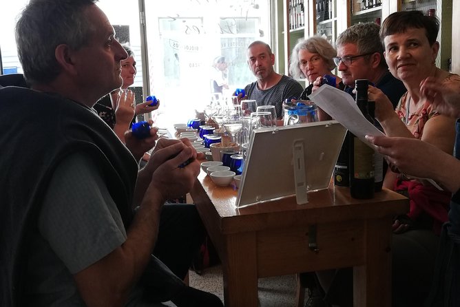 3 table wines & 5 Port wines + Tapas - Rua de Sant’Ana and the first regional tasting