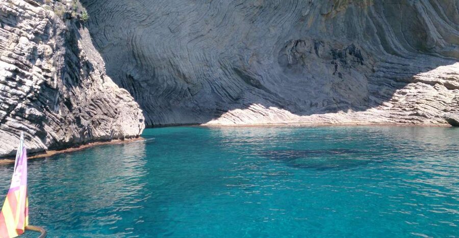 3hr Sunset Trip Drinks, Tapas SUP, Snorkel - Key details at a glance