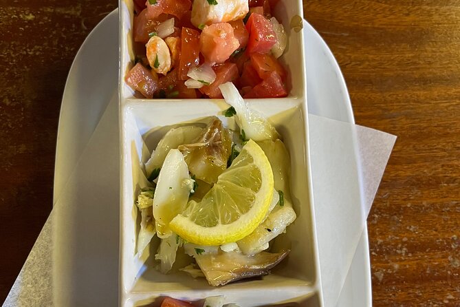 Albufeira Food Experience: Land & Sea Tapas w/ Wines - The guide and language options