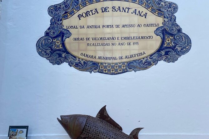 Albufeira History Walking Tour with Wine and Tapas - What this Albufeira walk is really about