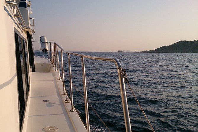 Alcudia 3hr Sunset Trip with Drinks, Tapas, SUP & Snorkel - Who will enjoy this Alcudia boat trip most?