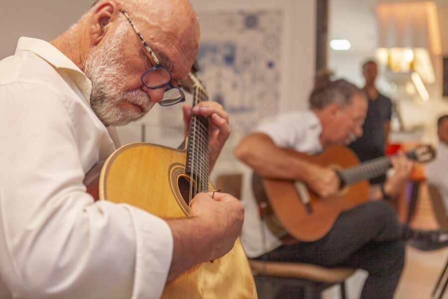 Algarve: Fado Night with 6- Course Algarvian Tapas Dishes - A Portimão dinner built around local food