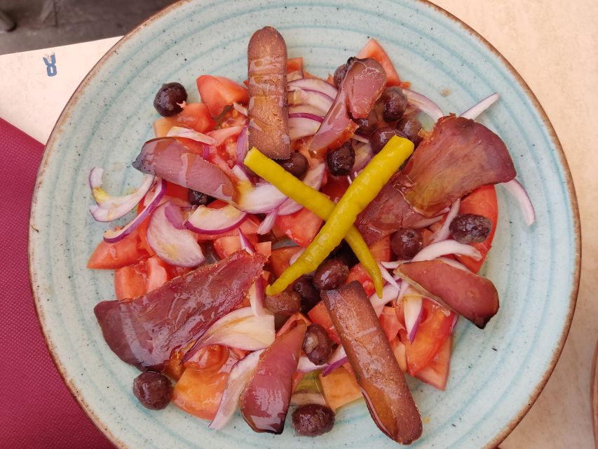 Alicante: Central Market Guided Food Tour with Tapas Bars - Who will get the most from this food tour