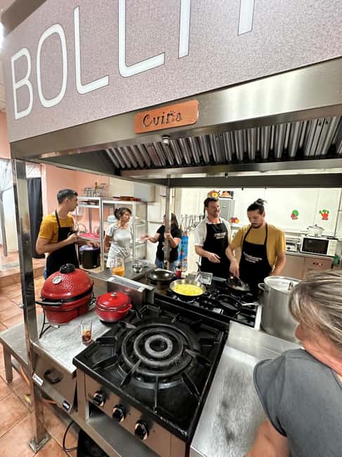 Alicante:Evening Spanish Tapas Cooking Class with Live Music - Key points to know before booking