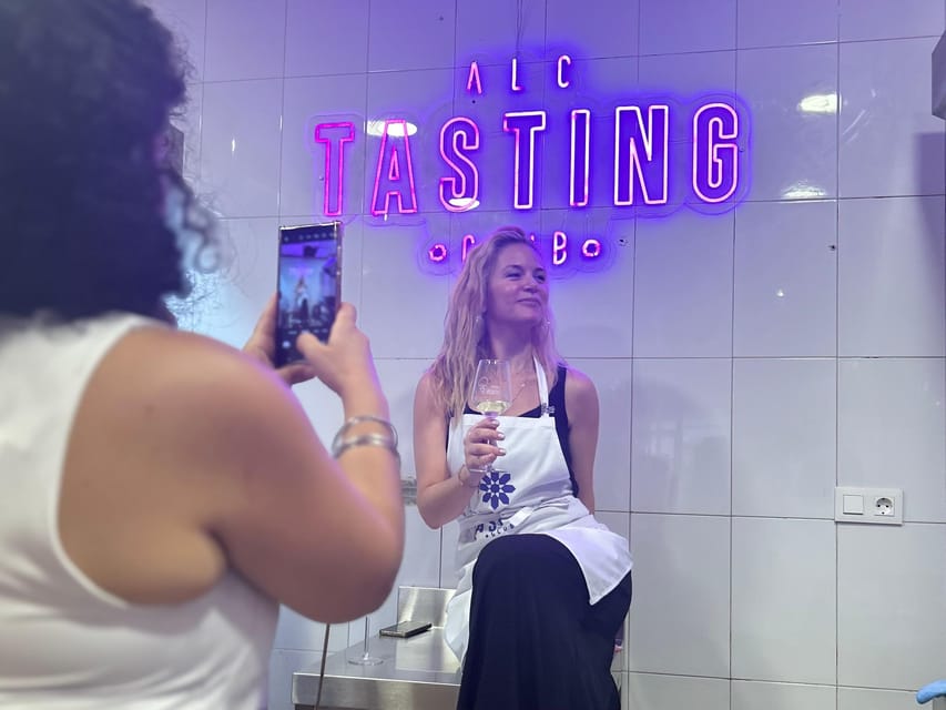Alicante Paella Cooking Class, Tapas, Drinks and Market - How Much Food and Cooking Will You Get for $58?