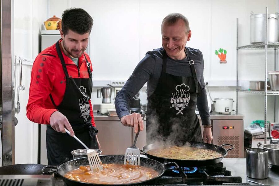 Alicante: Paella & Sangria Class with Tapas and Market Visit - Why the Central Market is the right starting point