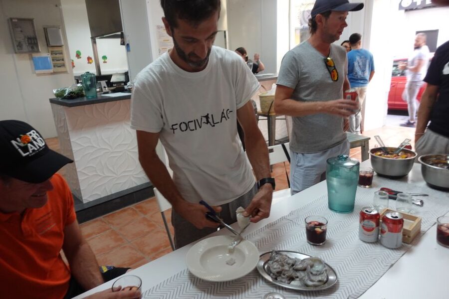 Alicante: Paella & Sangria Class with Tapas and Market Visit - Practical meeting details and cancellation