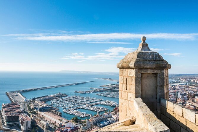 Alicante Tour: Full City, Castle, Market & Tapas Experience - Starting on the Esplanade and at Casa Carbonell