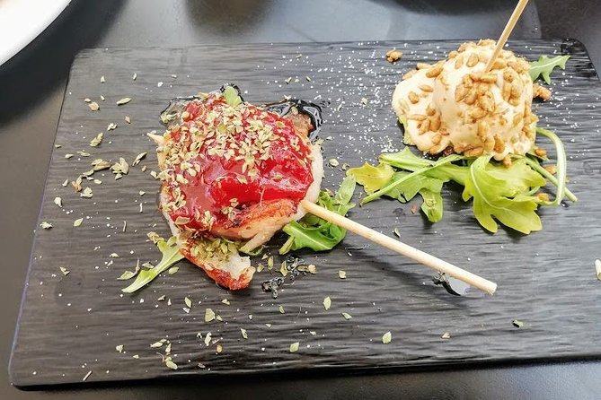 Alicante Wine Tasting and Tapas for Foodies - The first tastes: peppers, cod, garlic, and olive oil