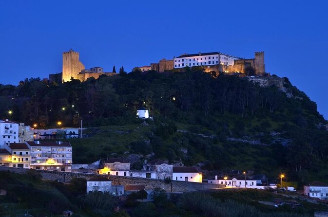 Arrábida Palmela Azeitão Private Tour - W/ Wine Tasting & Tapas - Palmela Castle and the hilltop story