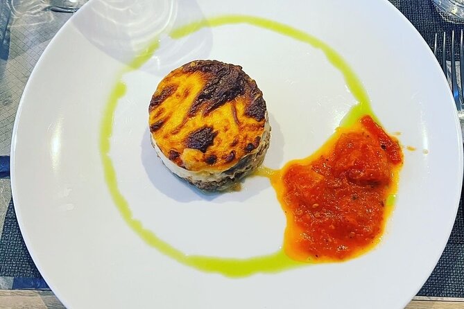 Authentic Greek food tapas and wine tasting - Cave village - Who will enjoy this most