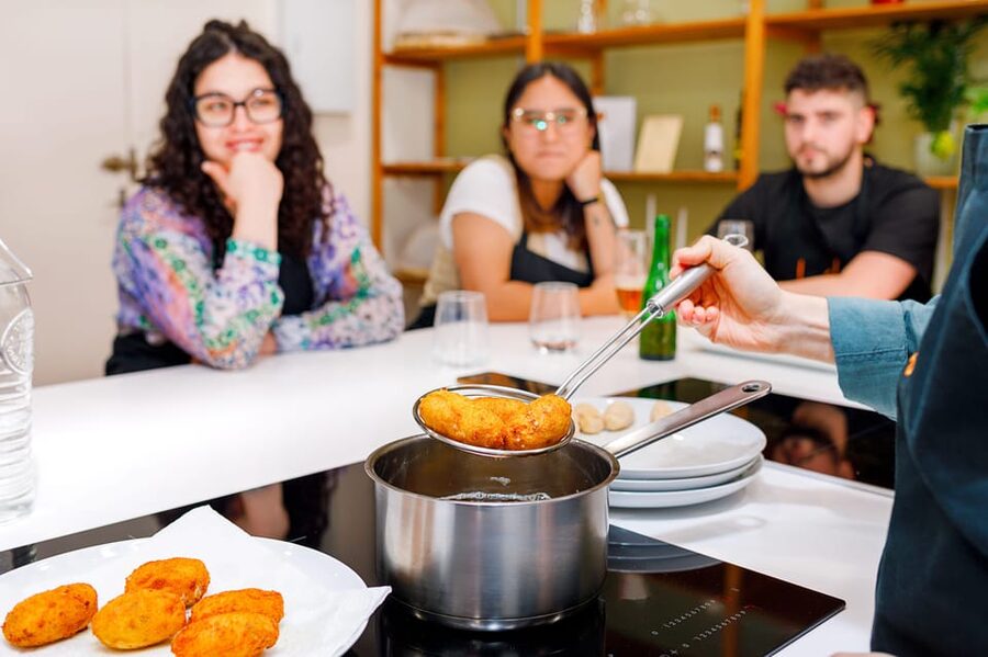 Authentic Tapas Cooking Class at a Private Eatery in Madrid - The main drawbacks to consider