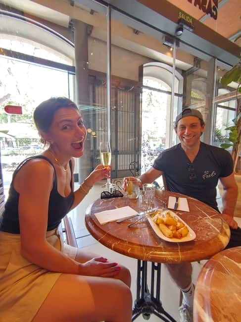 Barcelona Authentic Tapas & Drinks Tour - The final café stop and time to reflect