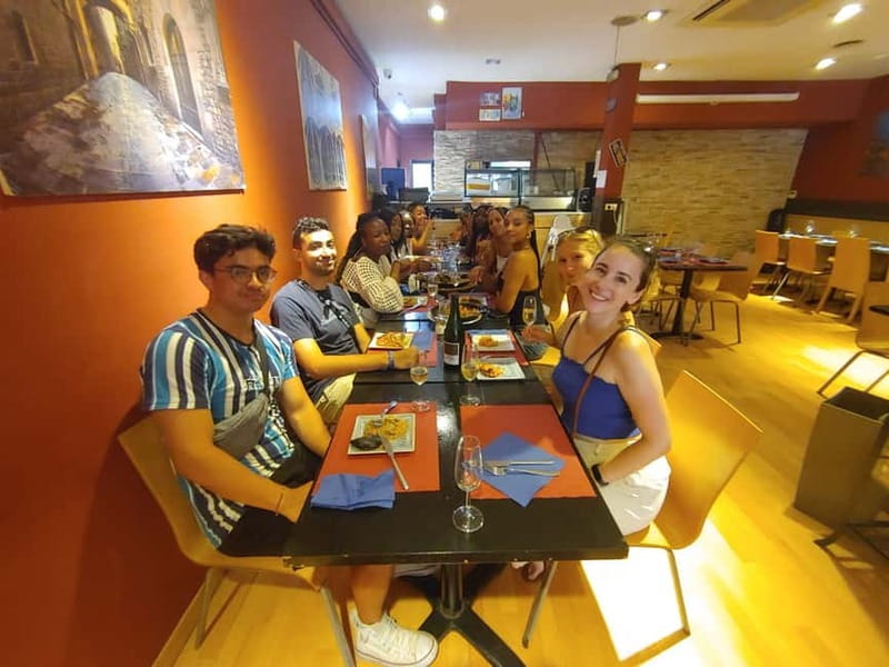 Barcelona Authentic Tapas & Drinks Tour - Who will enjoy this three-hour route