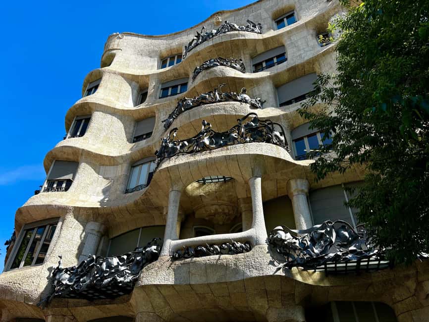 Barcelona: Gaudi Tapas & Wine Tasting Small Group Tour - Ending beside Casa Milà