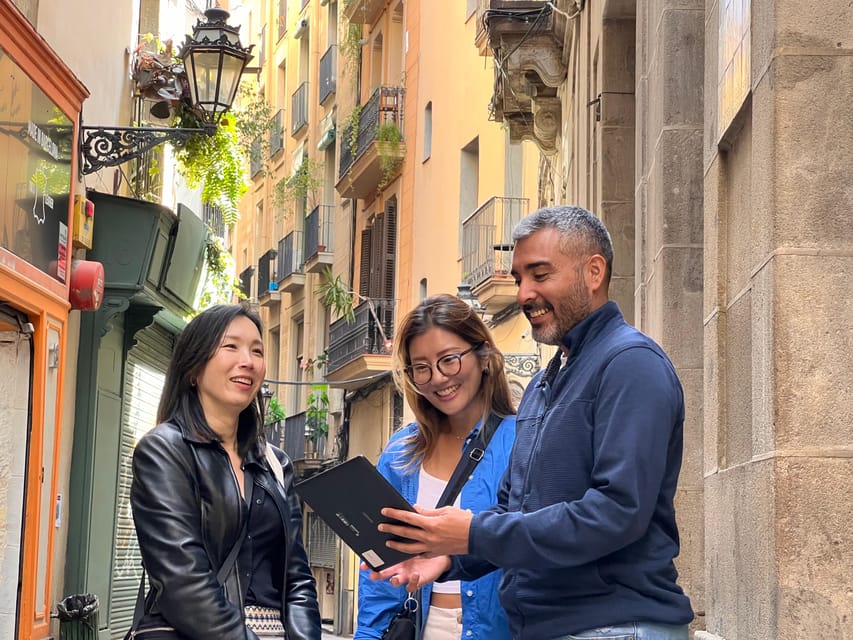 Barcelona: Gothic Quarter Guided Tour with Flamenco & Tapas - Is $117 a fair price?
