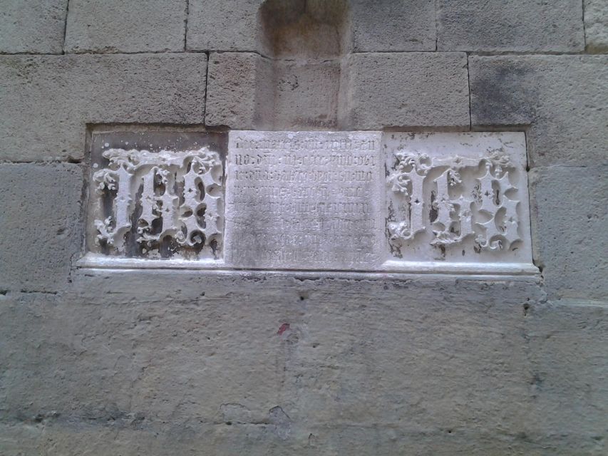 Barcelona: Gothic Quarter Legends Walking Tour with Tapas - The Pintxo, Tapa, and Drink Finish