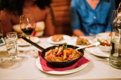 Barcelona Gothic Quarter Tapas & Taverns Food & Wine Tour