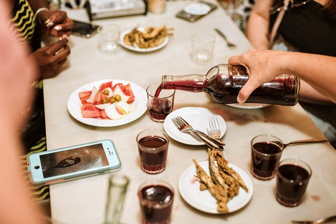 Barcelona Gothic Quarter Tapas & Taverns Food & Wine Tour - Price, timing, and the question of value