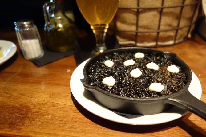 Barcelona Gothic Quarter VIP Tapas & Wine Tour - Why this Gothic Quarter food walk works