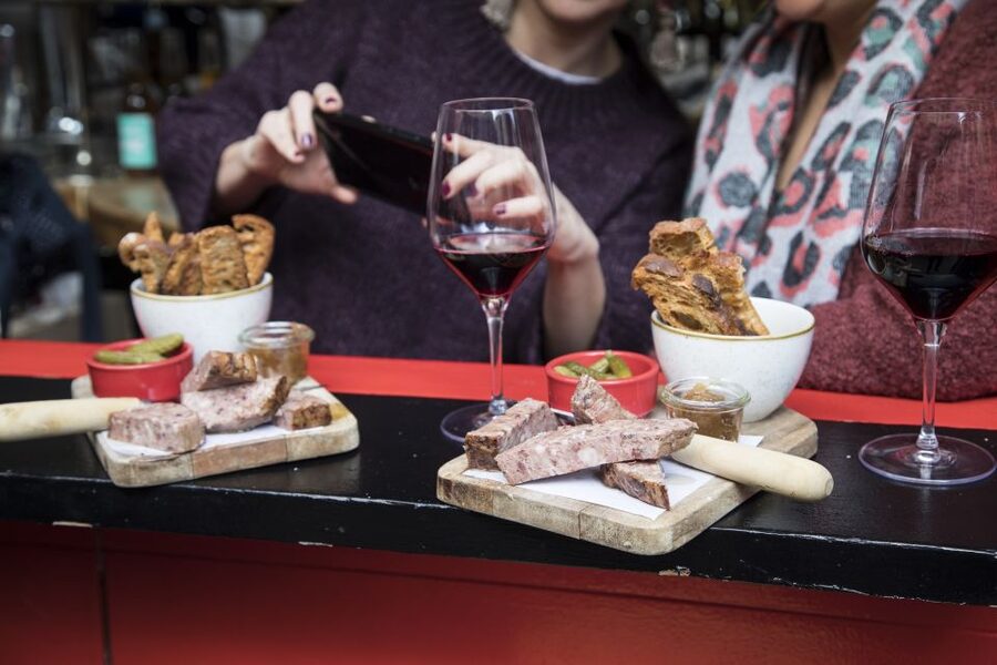 Barcelona Gourmet Food & Wine Tour with Local Expert - Stop two: comfort food and a lively music bar