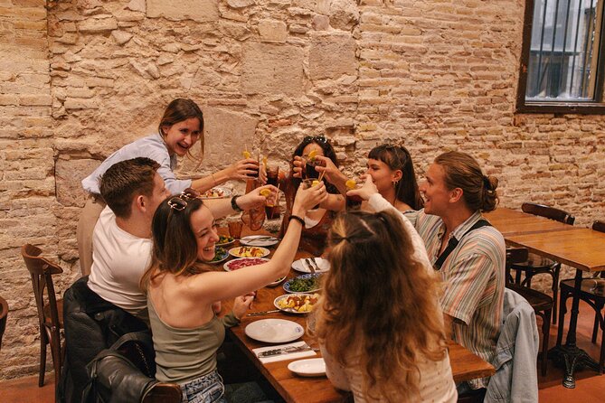 Barcelona: Guided Food Walking Tour with Tapas and Wine - Meeting at Plaça de Correus
