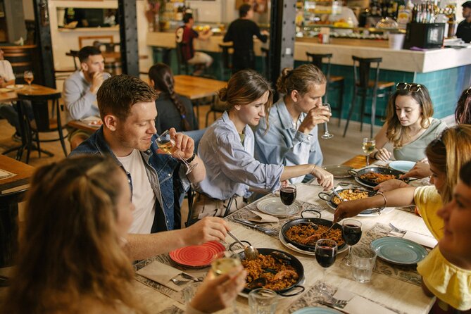 Barcelona: Guided Food Walking Tour with Tapas and Wine - What you will eat and drink