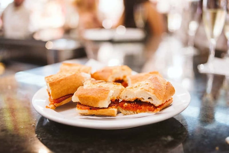 Barcelona: Hidden Markets, Tapas & Paella Food Tour - Why this food walk works well in Barcelona