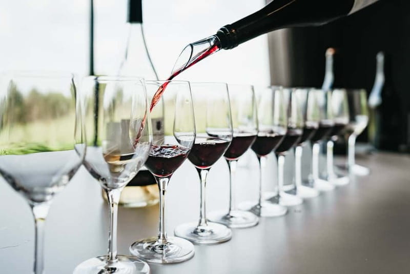 Barcelona: Montserrat and Winery Tour with Tapas or Lunch - Making the most of your 1.5 hours of free time