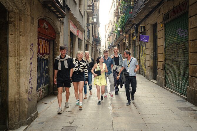 Barcelona Old City Guided Tour with Tapas and Drinks - Key points to know before booking
