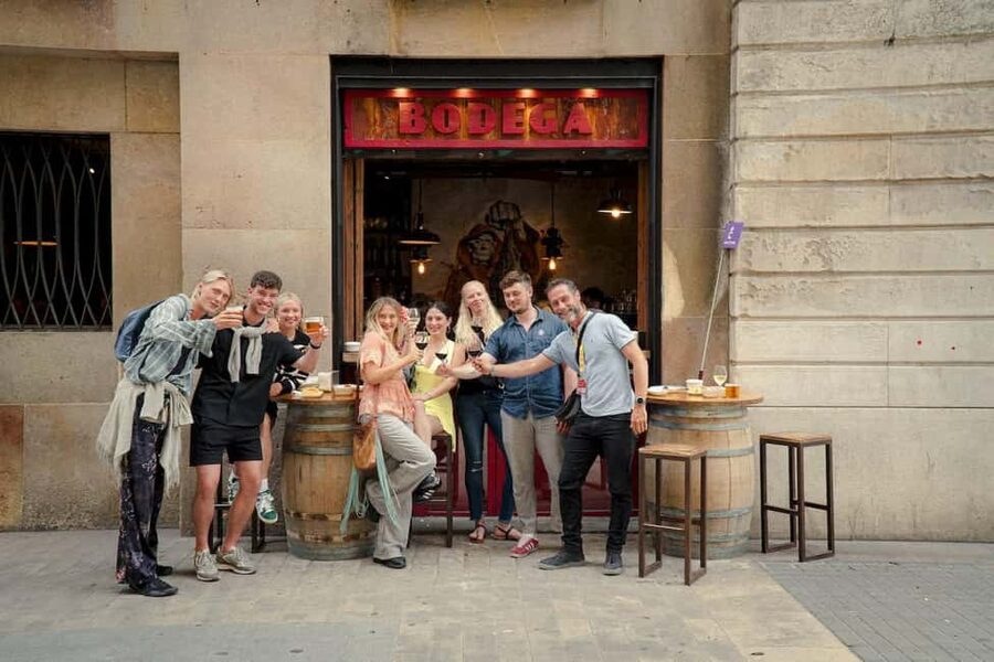 Barcelona: Old City Hidden Gems, Tapas, & Drinks Guided Tour - El Born adds a different side of the old city