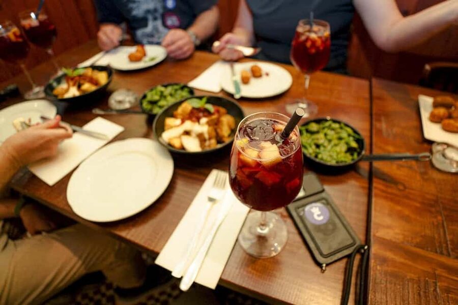 Barcelona: Old City Hidden Gems, Tapas, & Drinks Guided Tour - Who will enjoy this tour most?