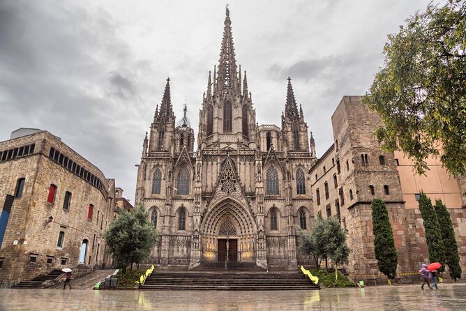 Barcelona Old Town Tapas Tour: Vermouth, Bites & Hidden Gems - Key points to know before booking