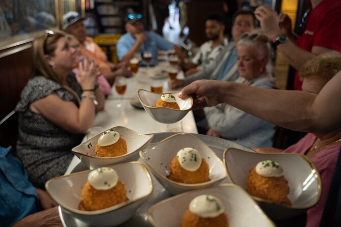 Barcelona Old Town Tapas Tour: Vermouth, Bites & Hidden Gems - Vermouth near Plaça de Catalunya finishes the evening