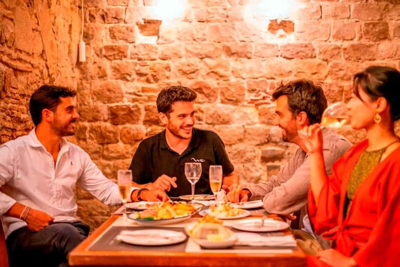 Barcelona: Private Tapas & Wine with Flamenco Show Old Town - Should you book the Palau Dalmases tapas and flamenco tour?