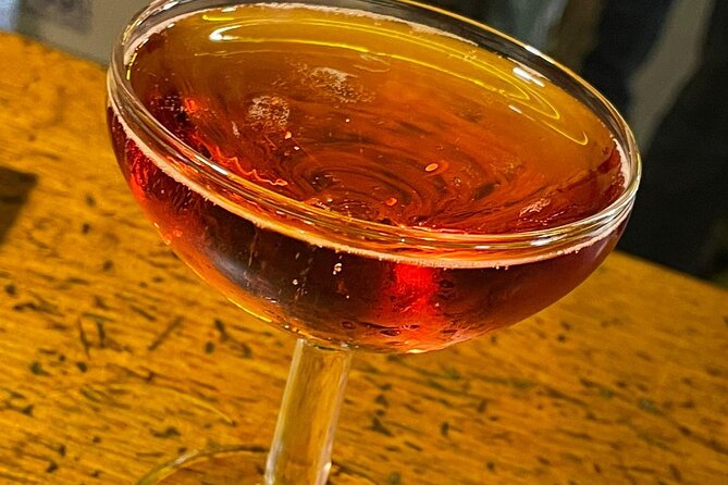 Barcelona´s Lunch or Dinner Tapas Tour: Food, drinks, happiness! - Meeting point, ending point, and practical details