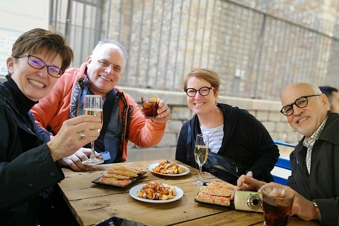 Barcelona: Sagrada Familia, Park Guell & Tapas Private Tour - Sagrada Família, the day’s main event
