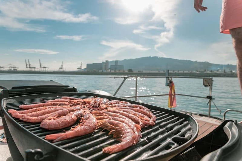Barcelona: Sailing on a Classic Ketch Boat with tapas & cava - Cava and tapas: a useful upgrade question