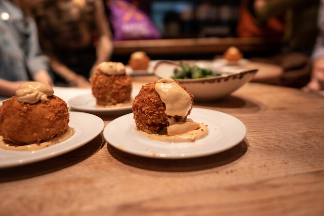 Barcelona Side Streets Tapas & Wine Tour - Pintxos and vermut in El Born