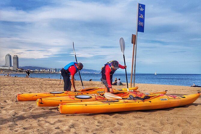 Barcelona Skyline Kayaking Coupled with Delicious Tapas - The shower, change, and walk to La Barceloneta