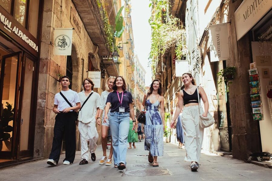 Barcelona: Small Group Gothic, Tapas & Churros Tour! - El Raval and the return through central Barcelona