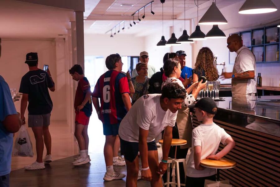 Barcelona: Spanish Tapas Cooking Class with Wine - Making Croquetas and Tortilla
