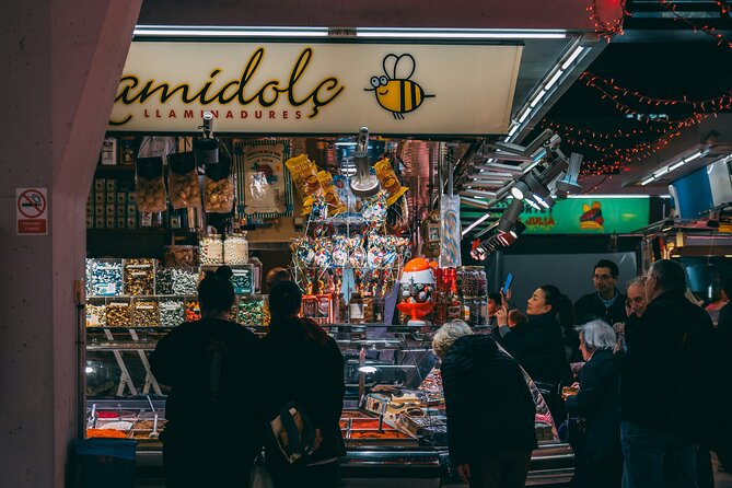 Barcelona tailored tapas & drinks tour with a native guide - What the native guides add to the meal