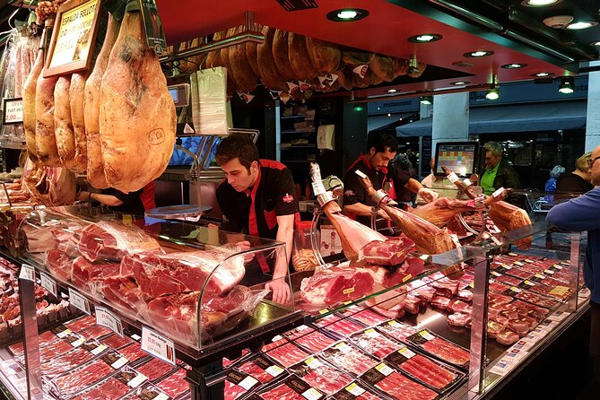 Barcelona tailored tapas & drinks tour with a native guide - Who will get the most from this Barcelona tour?