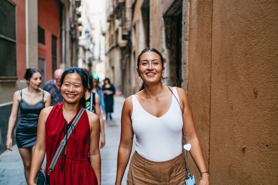 Barcelona: Tapas and Flamenco Experience - Timing, group size, and practical expectations