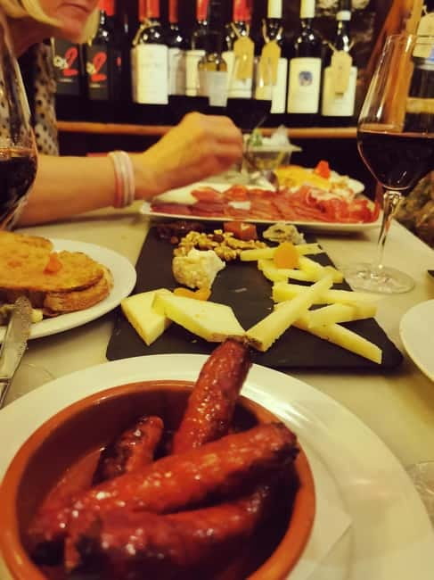 Barcelona: Tapas and Wine at the Hidden Bodegas Experience - Key points to know before you book