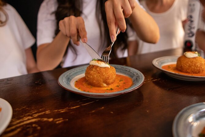 Barcelona Tapas Food Tour, Taverns, History & Local Culture - The guides make the difference