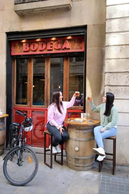 Barcelona: Tapas Tasting Tour by Regular Bike or E-Bike - Casa Milà and the Sagrada Família