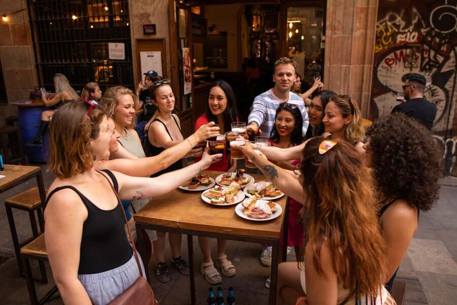 Barcelona Tapas Tour, Taverns, History & Local Culture - The guides make the difference